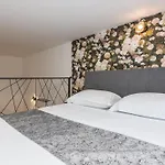 Tija Exclusive Apartment *