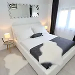 Apartment Tija Exclusive Zadar