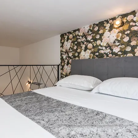 Tija Exclusive Apartment *